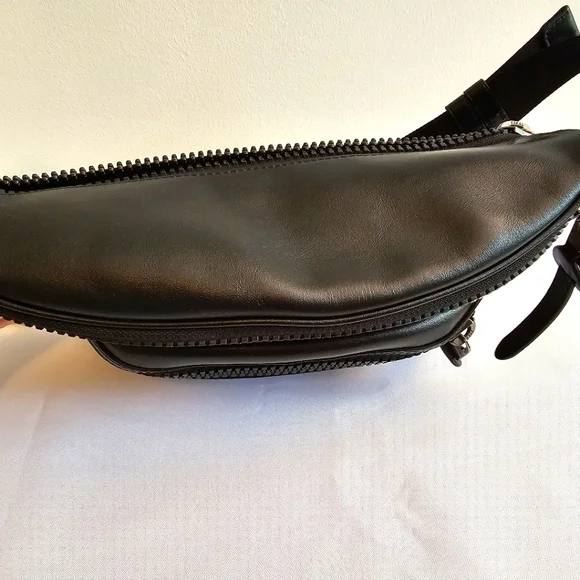 Coach - Unisex Belt Bag / Fanny Pack - Picture 9 of 16
